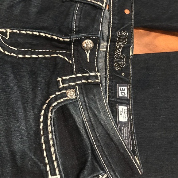 NWOT Miss Me Signature Boot Jeans - Picture 4 of 4